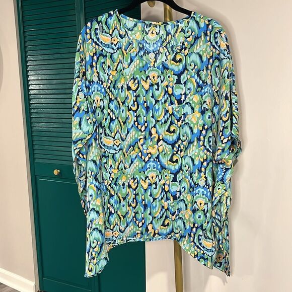 NWT Abstract Print V Neck Half Sleeve Loose Fit Blouse Turquoise - small - Picture 7 of 9